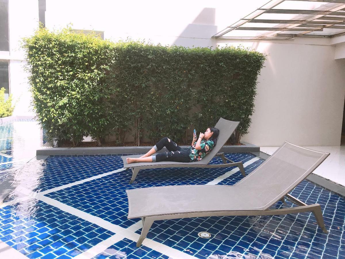 The Pine Hua Hin Apartment Exterior photo